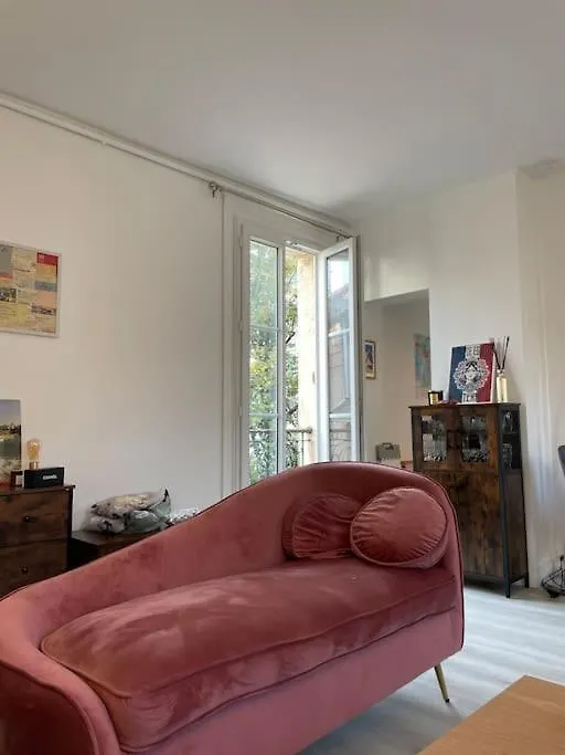 Appartment Close To Pantheon +Luxembourg Garden باريس